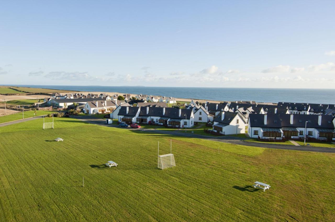 Hookless Holiday Homes Fethard on Sea Room photo