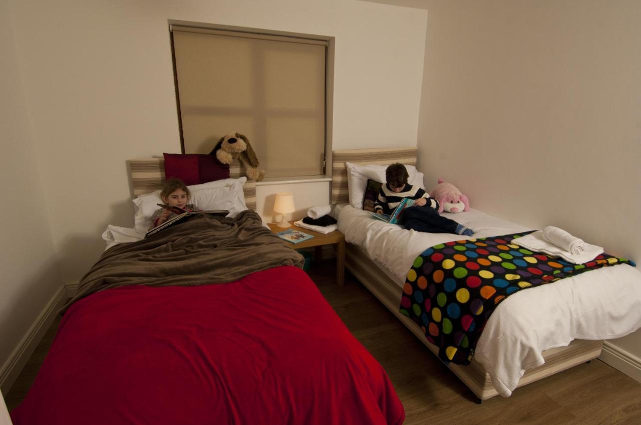 Hookless Holiday Homes Fethard on Sea Room photo