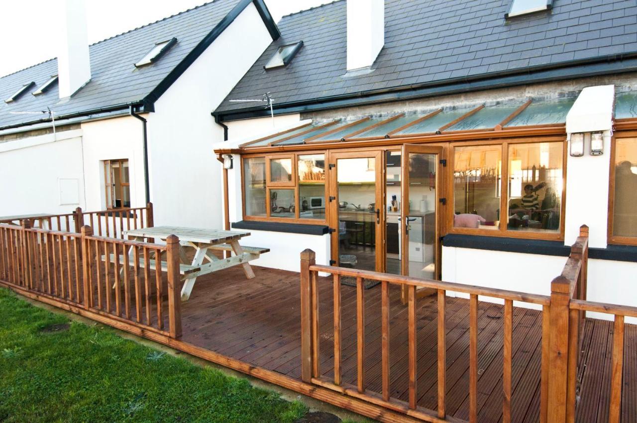 Hookless Holiday Homes Fethard on Sea Exterior photo