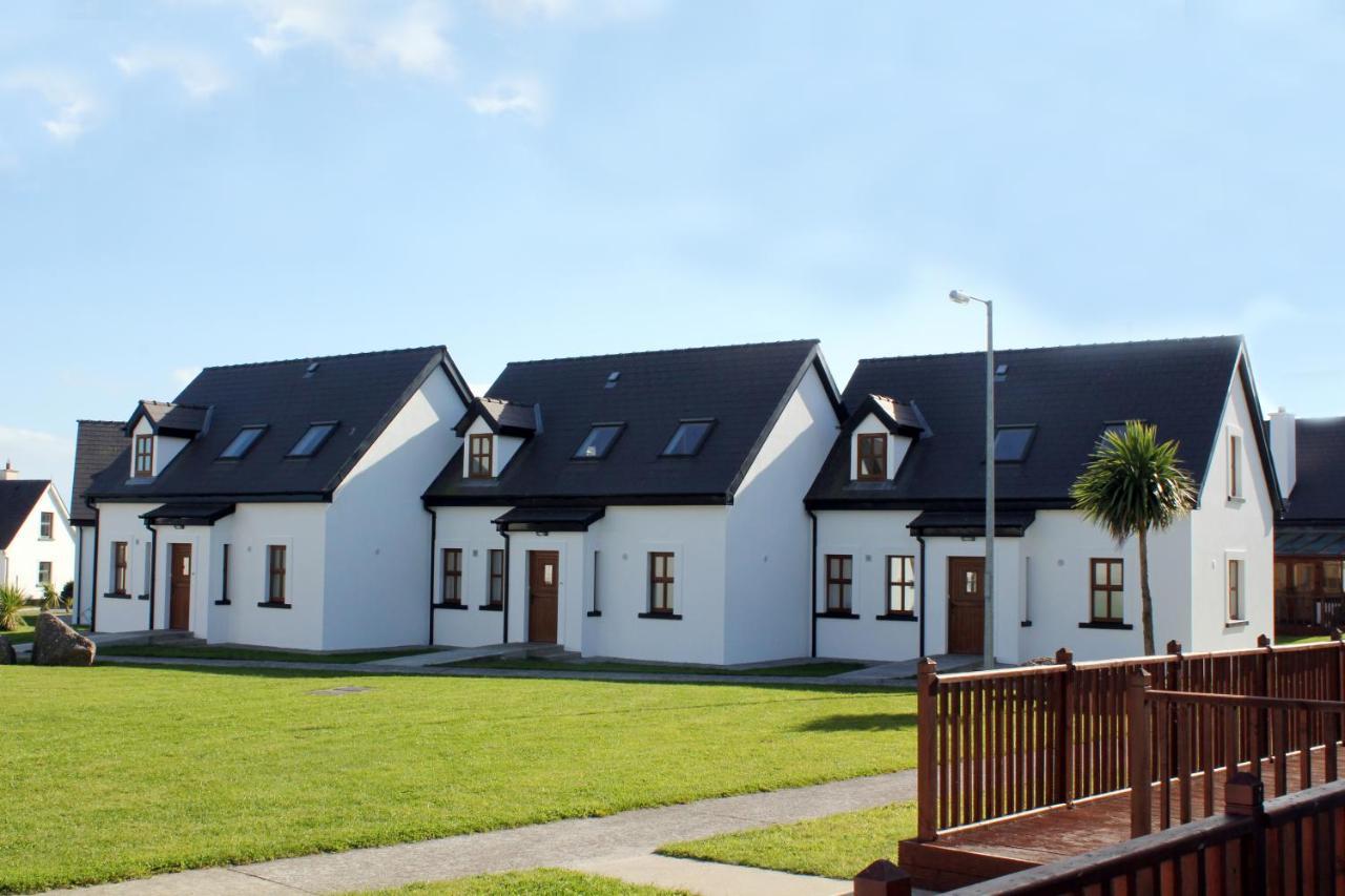 Hookless Holiday Homes Fethard on Sea Exterior photo
